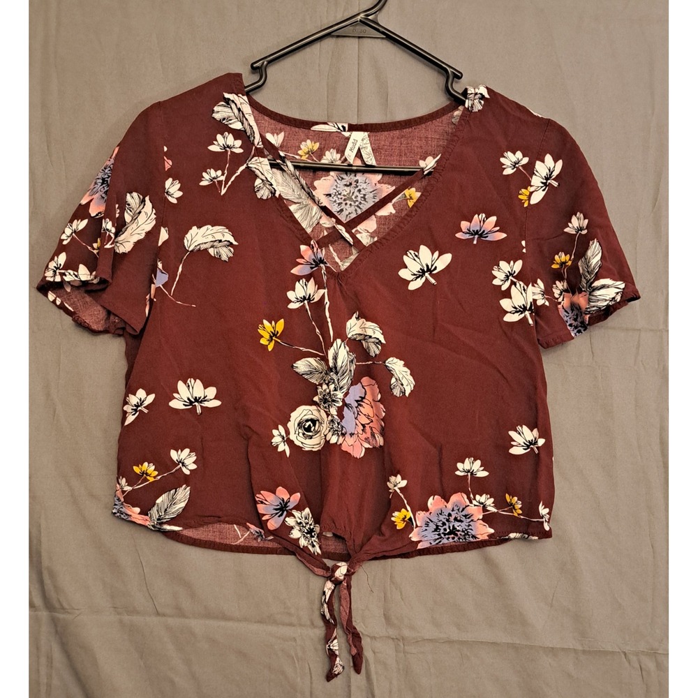 Mudd Floral Cropped Top Women's Size‎ Medium Maroon